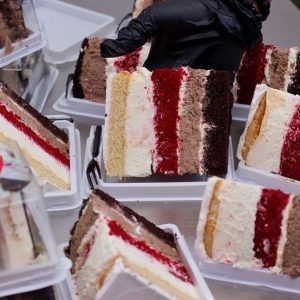 Last-Minute Gifts in Anthony Lagos | Parfait & Cake Delivery